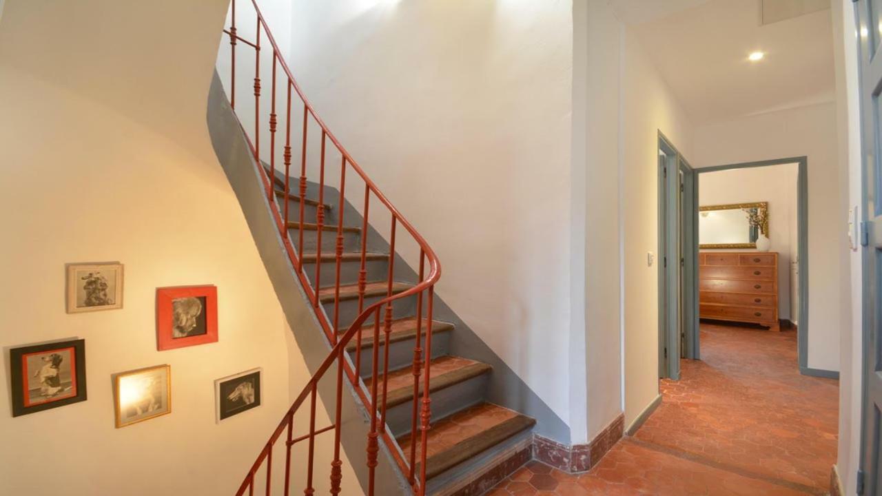 Villa L'Escalier Rouge Arlés Exterior foto